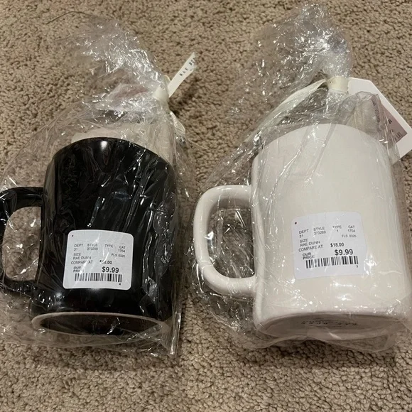 ⭐️BOGO FREE⭐️ NWT Rae Dunn mug and tea towel gift sets - Picture 4 of 4